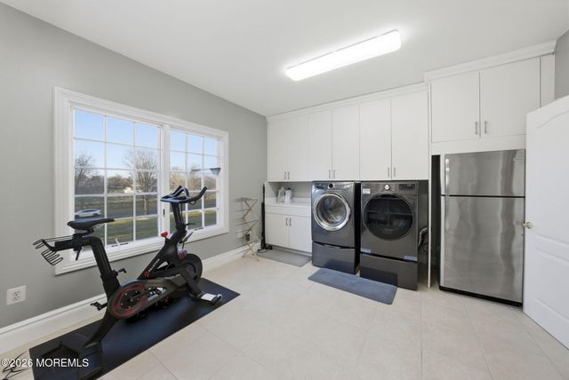 4 Squan Song Lane, Colts Neck, NJ 07722