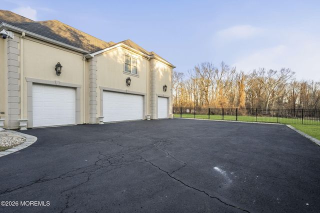 4 Squan Song Lane, Colts Neck, NJ 07722