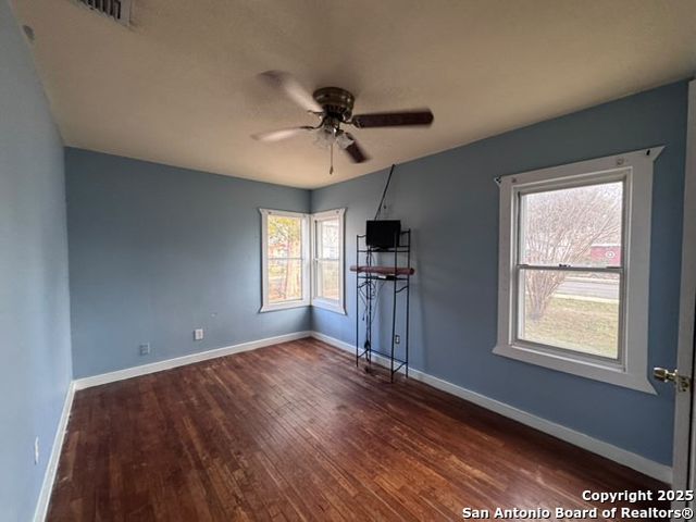 339 Como, San Antonio, TX 78220