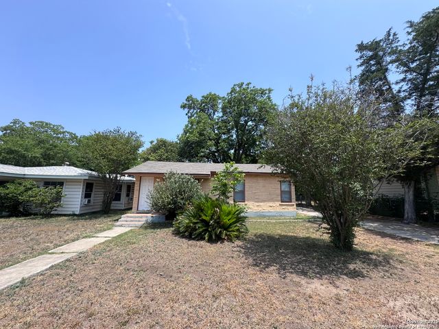 339 Como, San Antonio, TX 78220