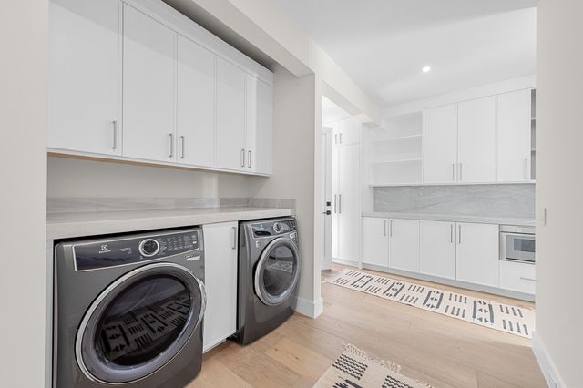 15865 Hiller Street, Wellington, FL 33414