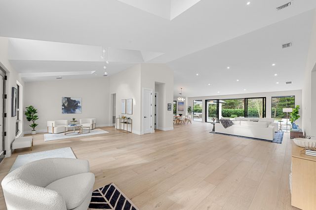 15865 Hiller Street, Wellington, FL 33414