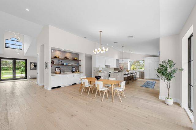 15865 Hiller Street, Wellington, FL 33414