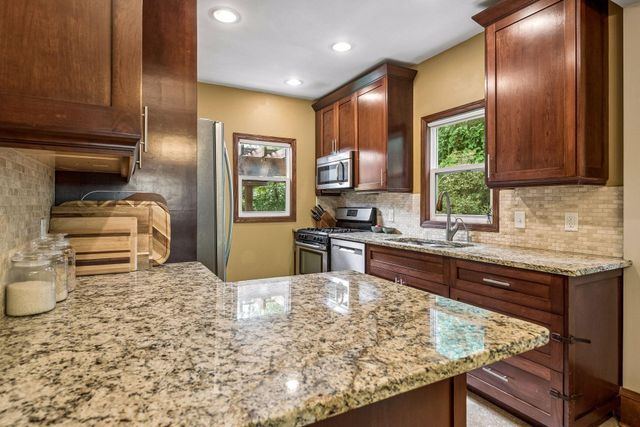 3527 40th Avenue S, Minneapolis, MN 55406