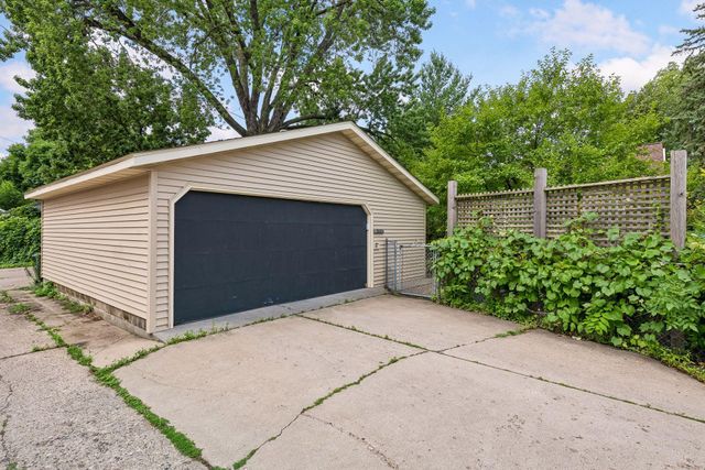 3527 40th Avenue S, Minneapolis, MN 55406