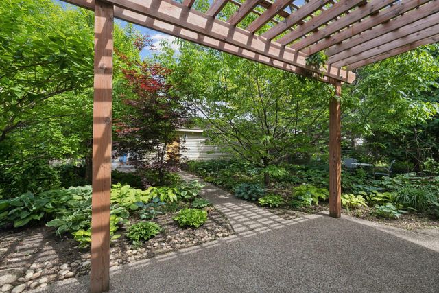 3527 40th Avenue S, Minneapolis, MN 55406