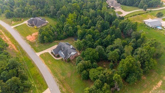 3981 BENT TREE, Benton, AR 72019