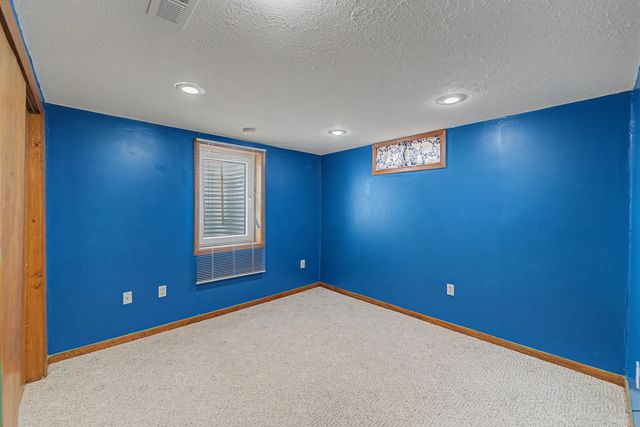 2228 Edward St, Salina, KS 67401