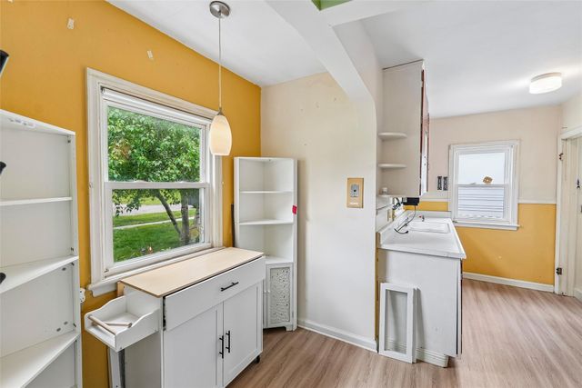 1538 56th Street, Des Moines, IA 50311