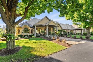 3790 Sherman ROAD, Slinger, WI 53086