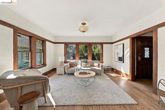 2705 Walker St, Berkeley, CA 94705