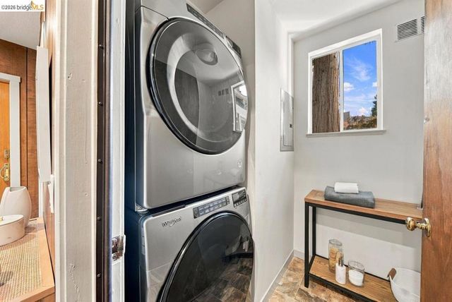 2705 Walker St, Berkeley, CA 94705