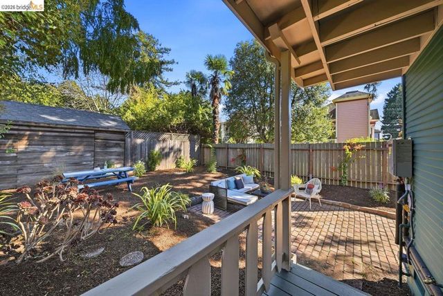 2705 Walker St, Berkeley, CA 94705