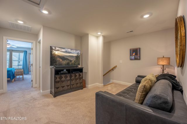 7364 Sun Blossom Lane, Knoxville, TN 37924