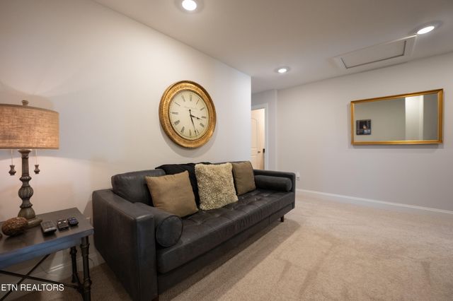 7364 Sun Blossom Lane, Knoxville, TN 37924