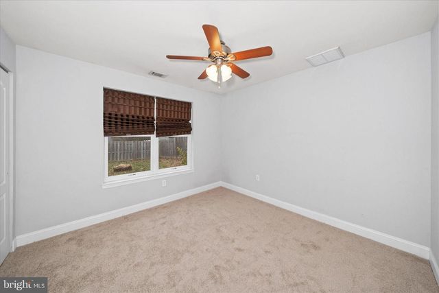 17 GOGH CIR, Newark, DE 19702