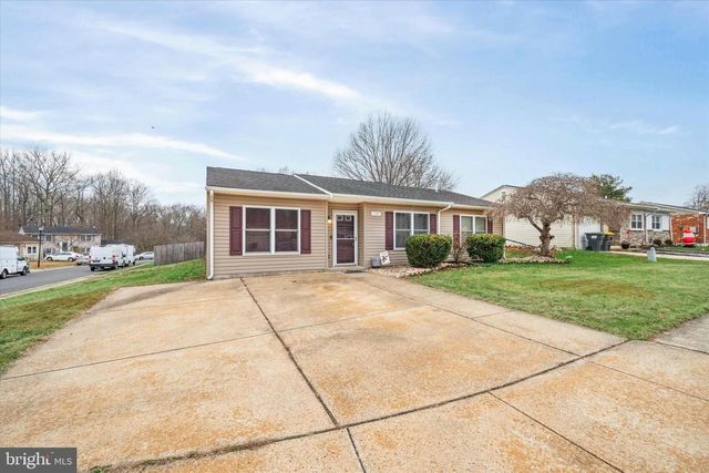 17 GOGH CIR, Newark, DE 19702
