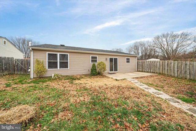 17 GOGH CIR, Newark, DE 19702