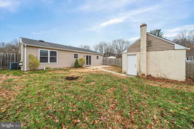 17 GOGH CIR, Newark, DE 19702