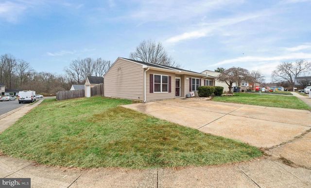 17 GOGH CIR, Newark, DE 19702