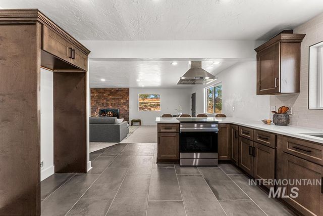 29862 Emmett Rd, Caldwell, ID 83607