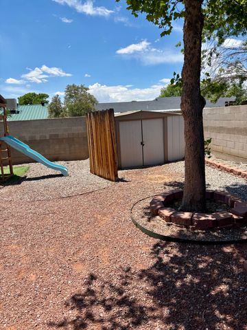 615 Stallion Road SE, Rio Rancho, NM 87124