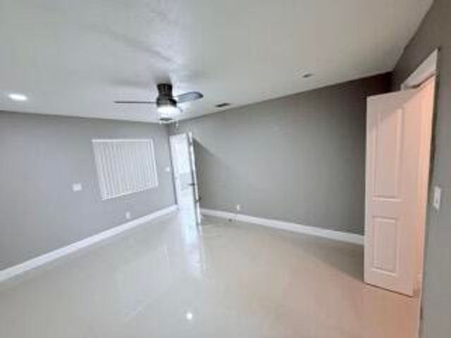 2710 NW 24th Avenue 1-2, Oakland Park, FL 33311