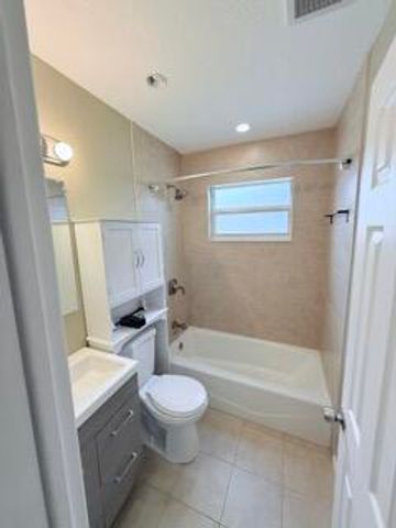 2710 NW 24th Avenue 1-2, Oakland Park, FL 33311