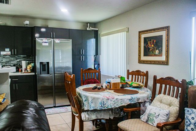 2710 NW 24th Avenue 1-2, Oakland Park, FL 33311