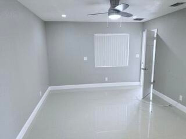 2710 NW 24th Avenue 1-2, Oakland Park, FL 33311