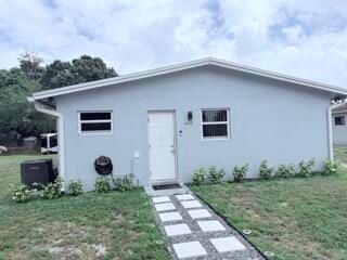 2710 NW 24th Avenue 1-2, Oakland Park, FL 33311