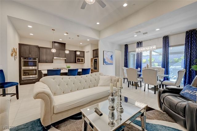 556 Comodo Street, Henderson, NV 89011