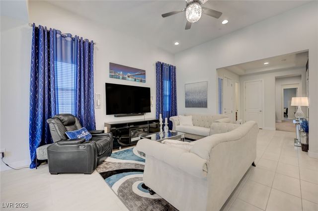 556 Comodo Street, Henderson, NV 89011