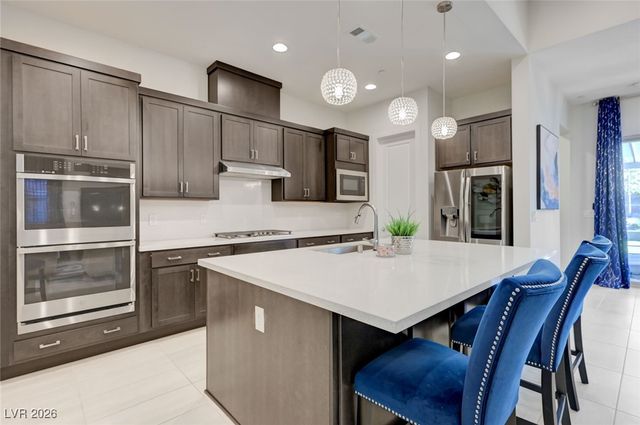 556 Comodo Street, Henderson, NV 89011