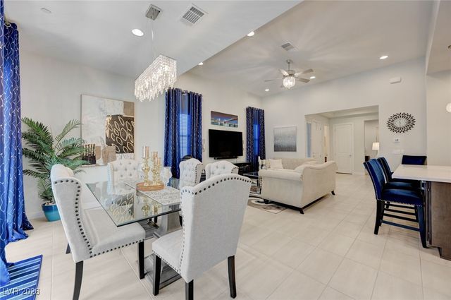 556 Comodo Street, Henderson, NV 89011