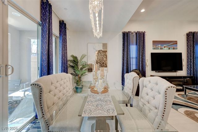 556 Comodo Street, Henderson, NV 89011