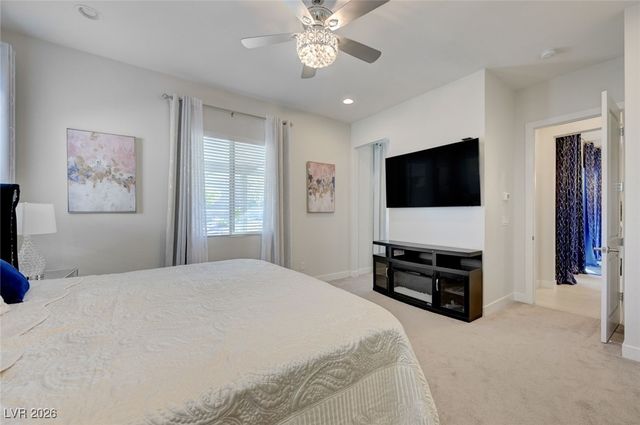 556 Comodo Street, Henderson, NV 89011