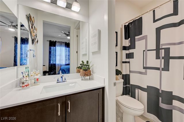 556 Comodo Street, Henderson, NV 89011