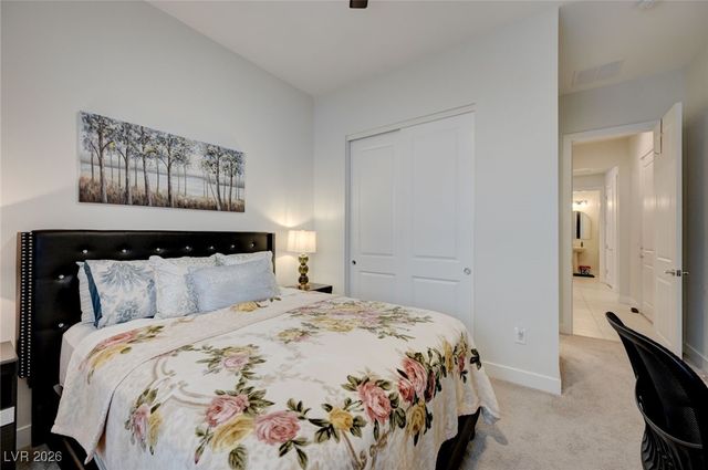 556 Comodo Street, Henderson, NV 89011