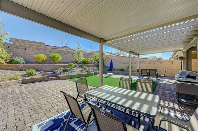 556 Comodo Street, Henderson, NV 89011