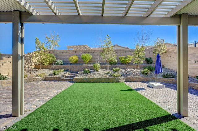 556 Comodo Street, Henderson, NV 89011