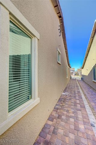 556 Comodo Street, Henderson, NV 89011