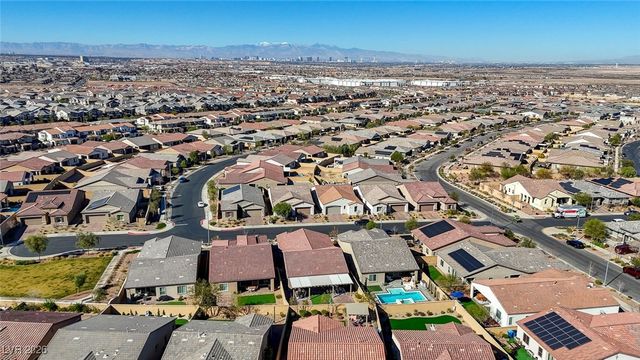 556 Comodo Street, Henderson, NV 89011