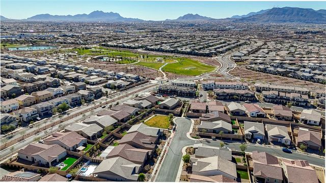 556 Comodo Street, Henderson, NV 89011