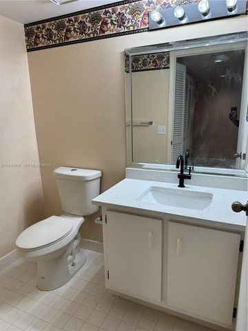 7557 Trent Dr 213, Tamarac, FL 33321