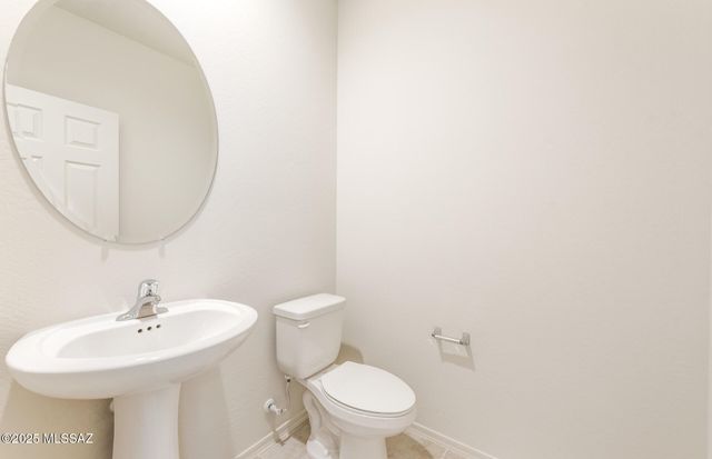 829 W Calle El Teclado, Sahuarita, AZ 85629