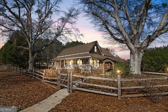 333 Davis Road, Carrollton, GA 30116