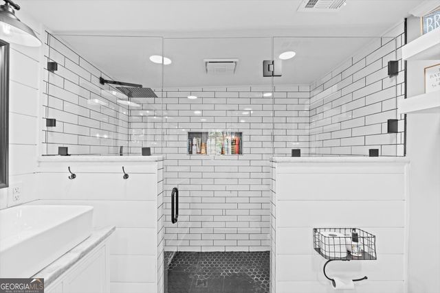 333 Davis Road, Carrollton, GA 30116