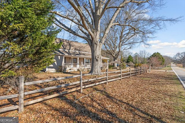 333 Davis Road, Carrollton, GA 30116