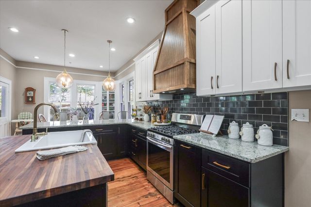 208 N Jackson Street, Quincy, FL 32351